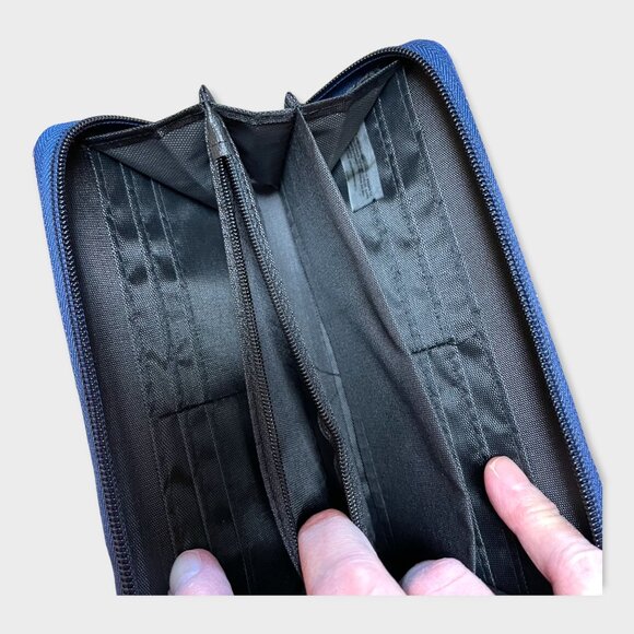 Blue Canvas Travel Theme Wallet - Picture 3 of 4